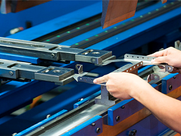 廣州五金沖壓件加工廠，6個沖孔翻邊技巧