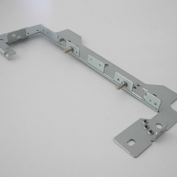 主機架五金沖壓件側(cè)視圖片