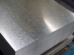 在精密五金沖壓模具加工廠里，鍍鋅板氧化后怎么處理？