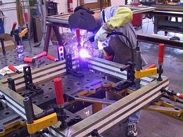 謝崗鈑金加工廠如何確保落料品質(zhì)管理？