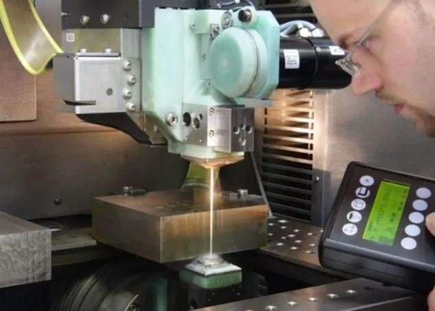 帶您開(kāi)眼界--沖壓模具加工七步曲 第二步