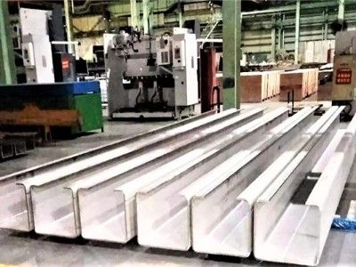 中厚板機(jī)械配件加工廠-鋼板成型設(shè)備全 中厚板機(jī)械配件加工廠-鋼板成型設(shè)備全