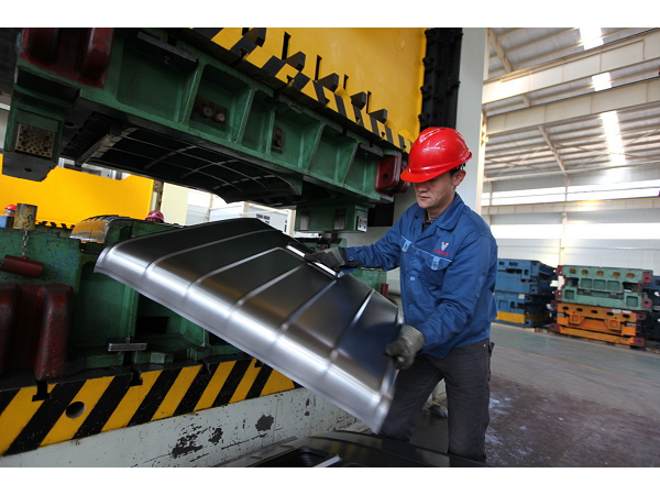 如何解決五金沖壓模具的批鋒問題？