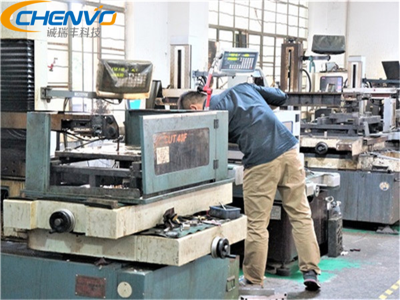 精密五金沖壓模具加工跳廢料，怎么解決？