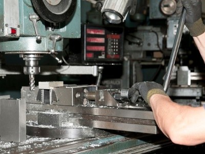 河南五金沖壓件加工廠，鋁合金拉伸模的常見(jiàn)故障解決方法