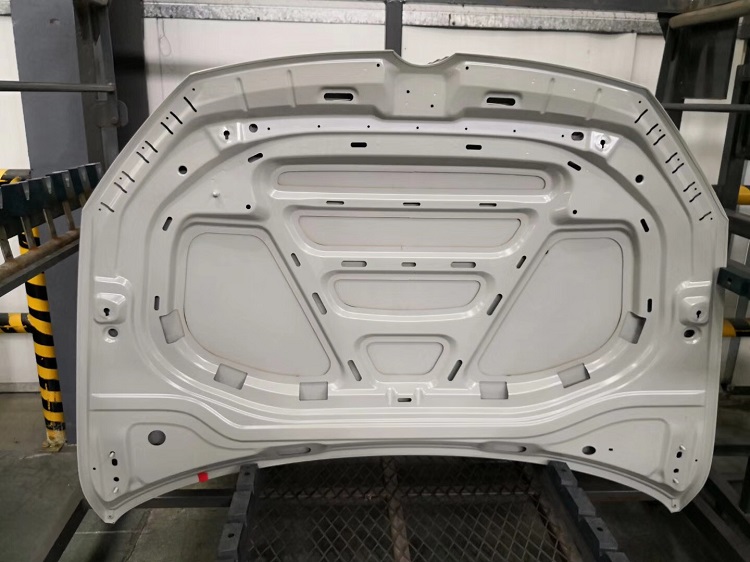 汽車引擎蓋模具