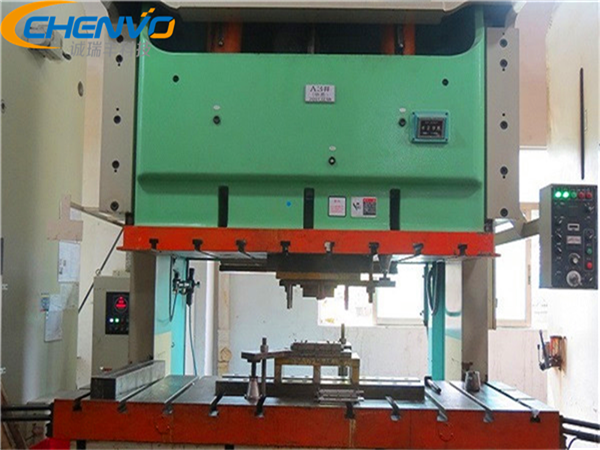 五金沖壓模具線切割哪家好，有這兩點